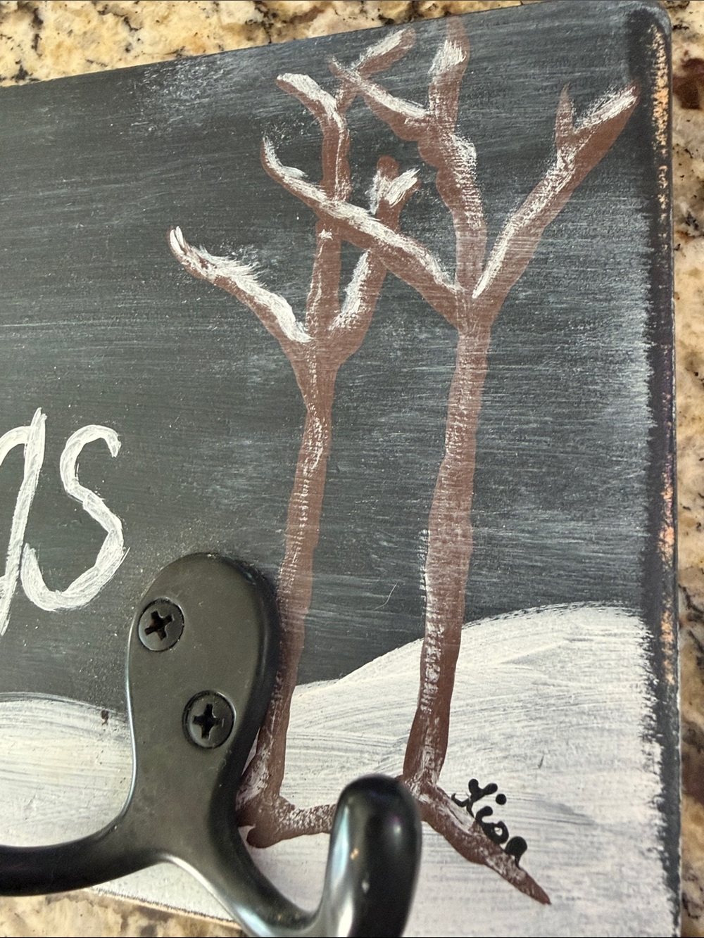 Wall Hook Rack - hand painted - Picture 5 of 6